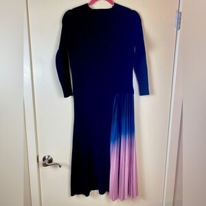 Dalia Macphee Long Sleeve Ombré Pleated Dress. Size 1x